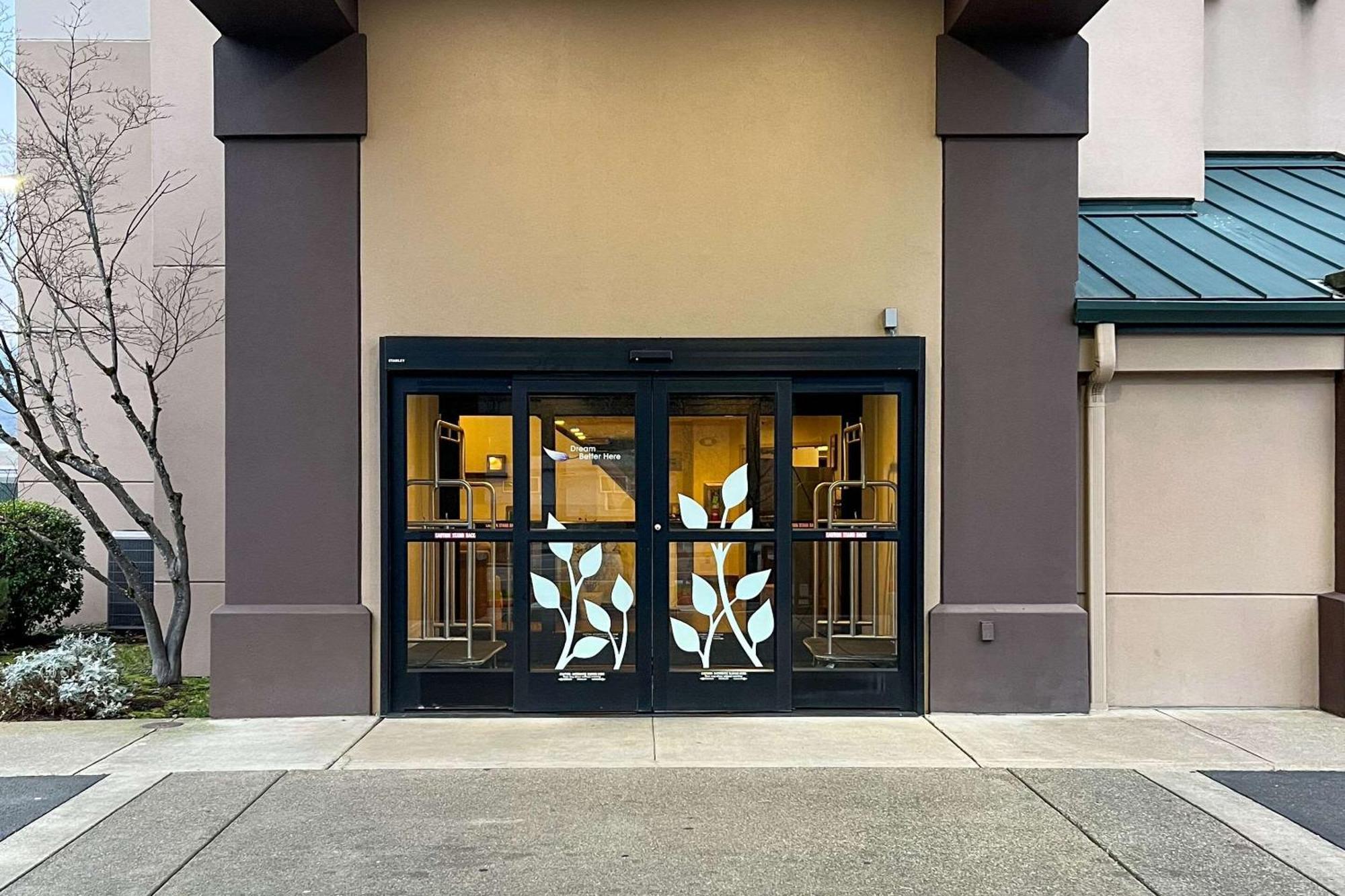Sleep Inn & Suites Roseburg North Near Medical Center Exterior foto
